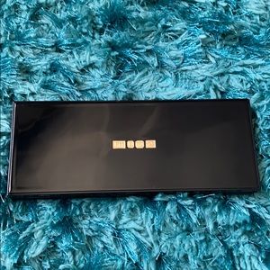 Pat McGrath MOTHERSHIP VI:
MIDNIGHT SUN